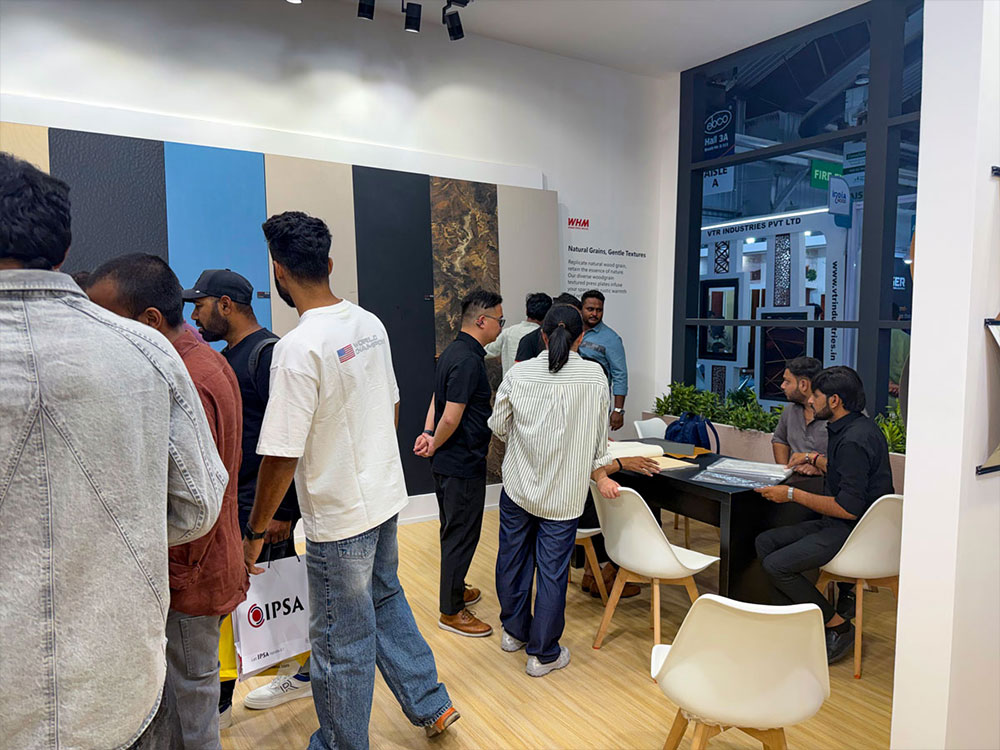 华美板业-历届展会1.jpg